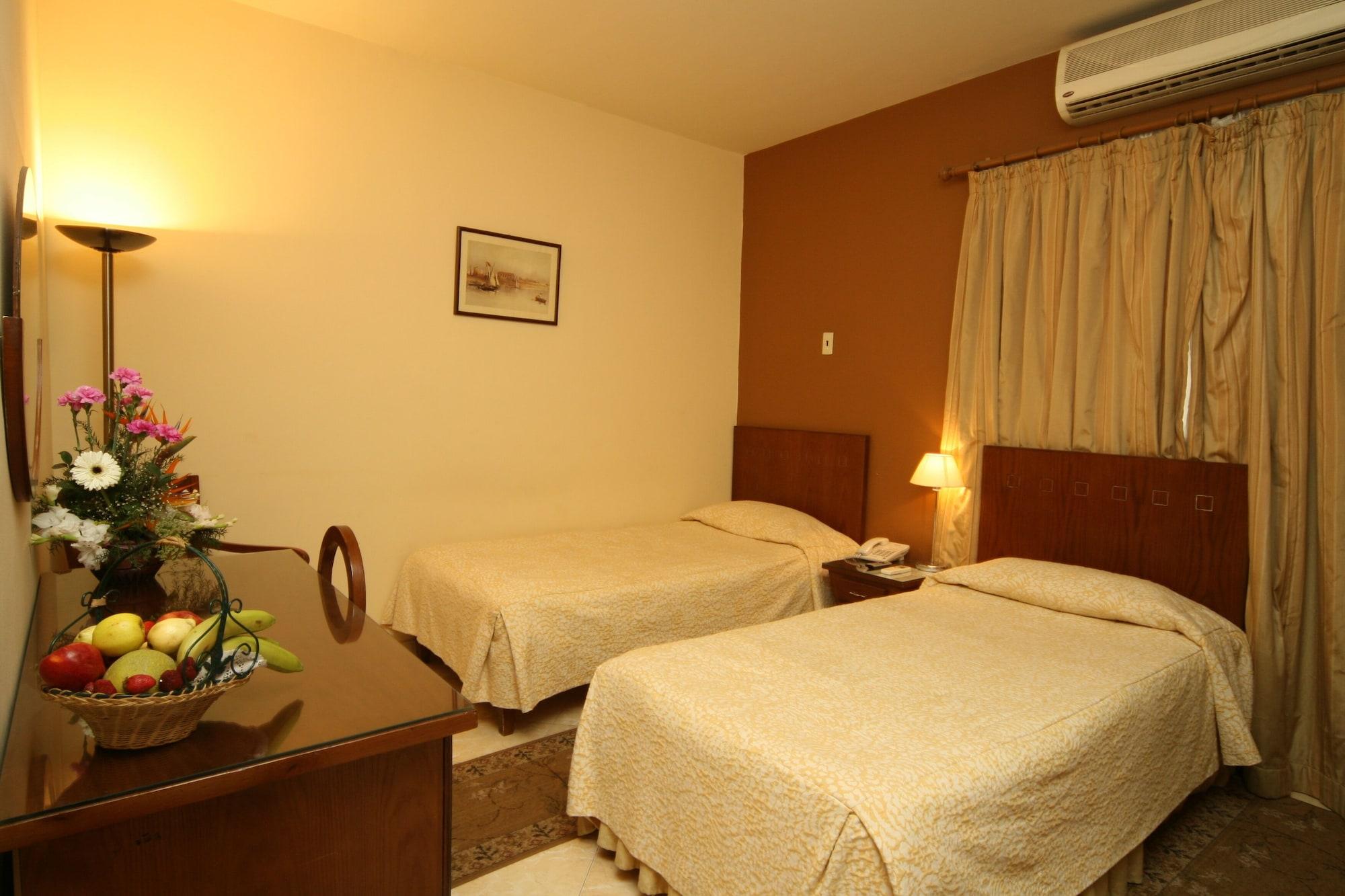 Golden Carven Hotel El El Cairo Exterior foto