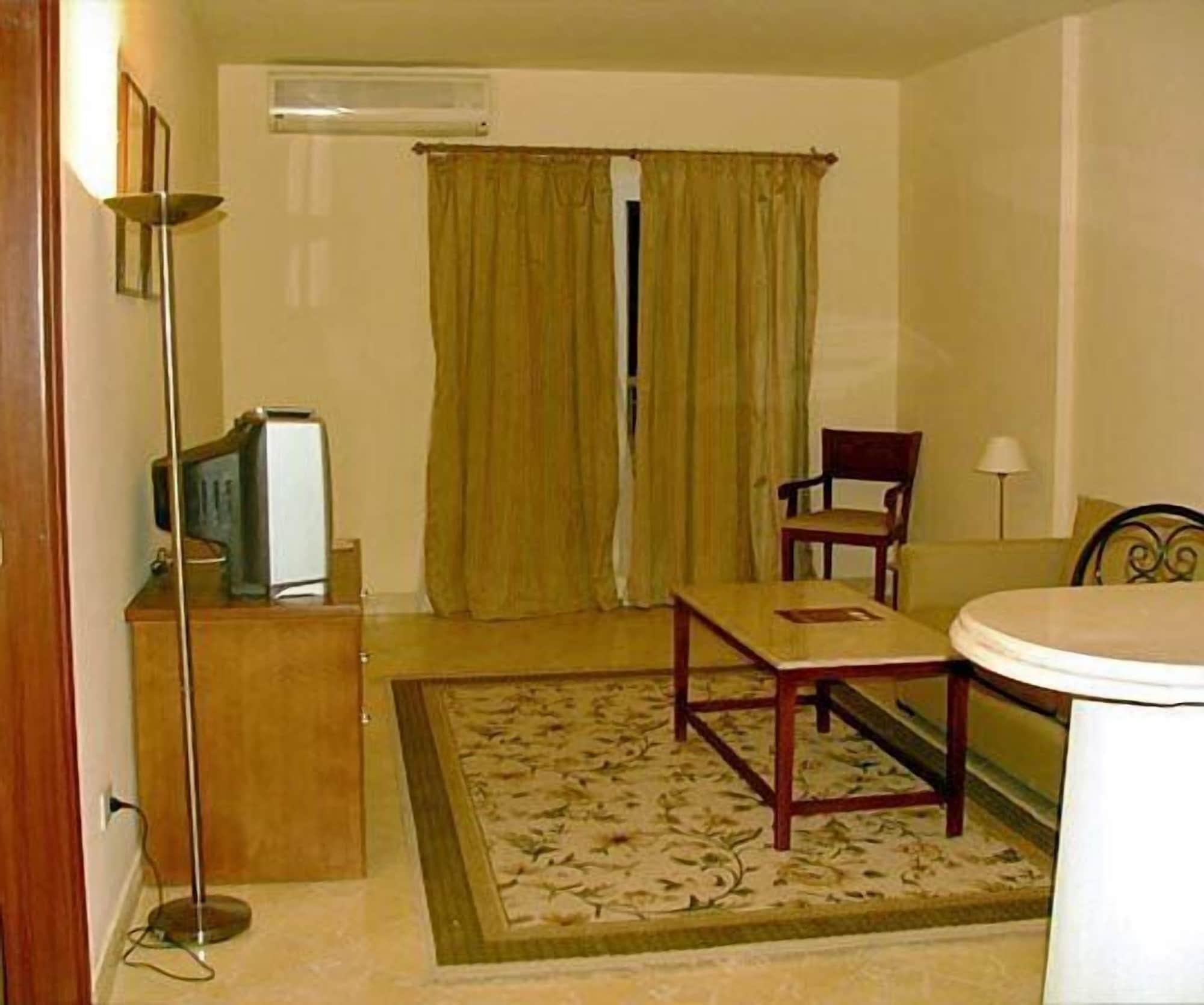 Golden Carven Hotel El El Cairo Exterior foto